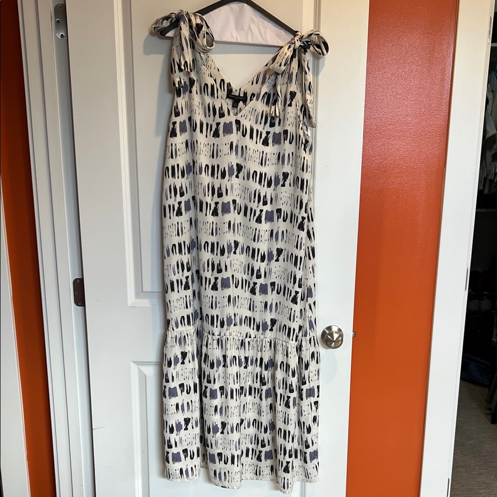 Banana Republic Black and White Maxi Dress